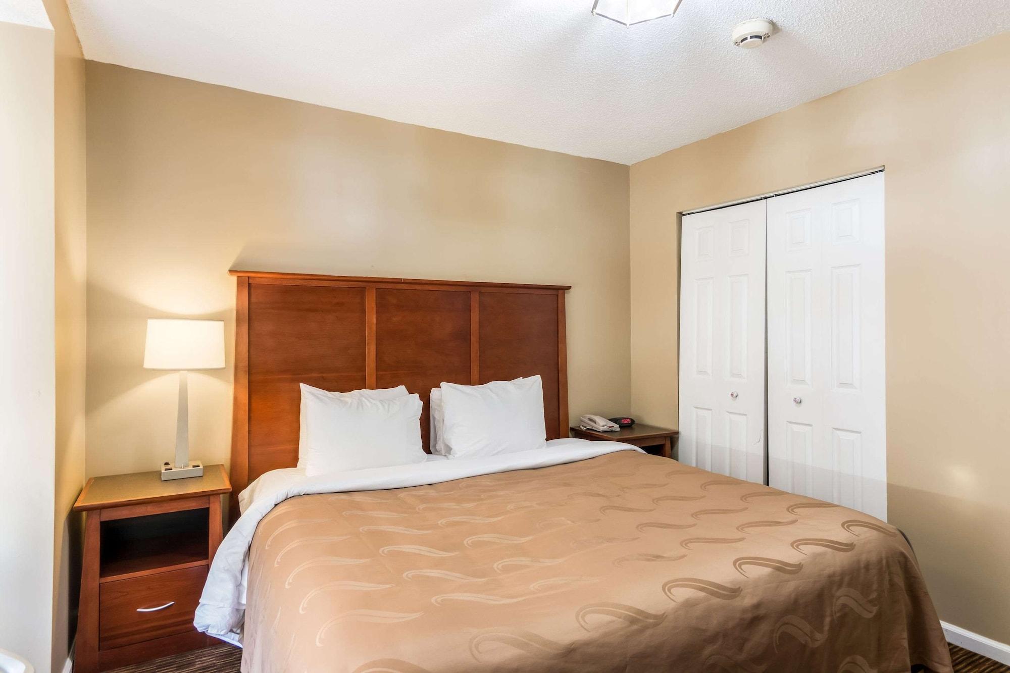 Quality Inn Chester - South Richmond Bagian luar foto