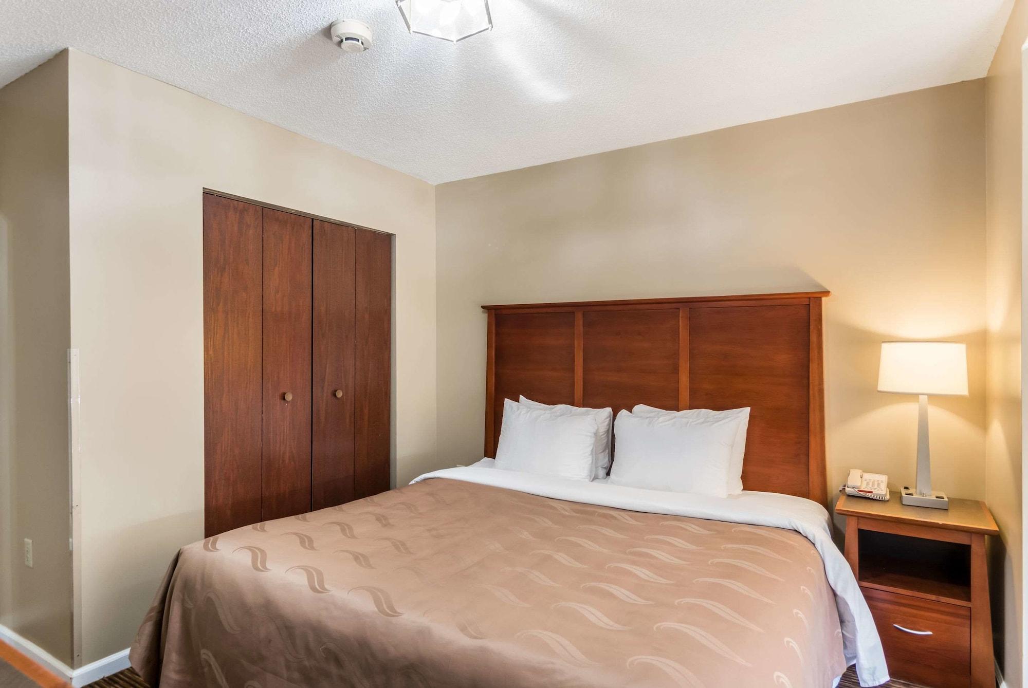 Quality Inn Chester - South Richmond Bagian luar foto