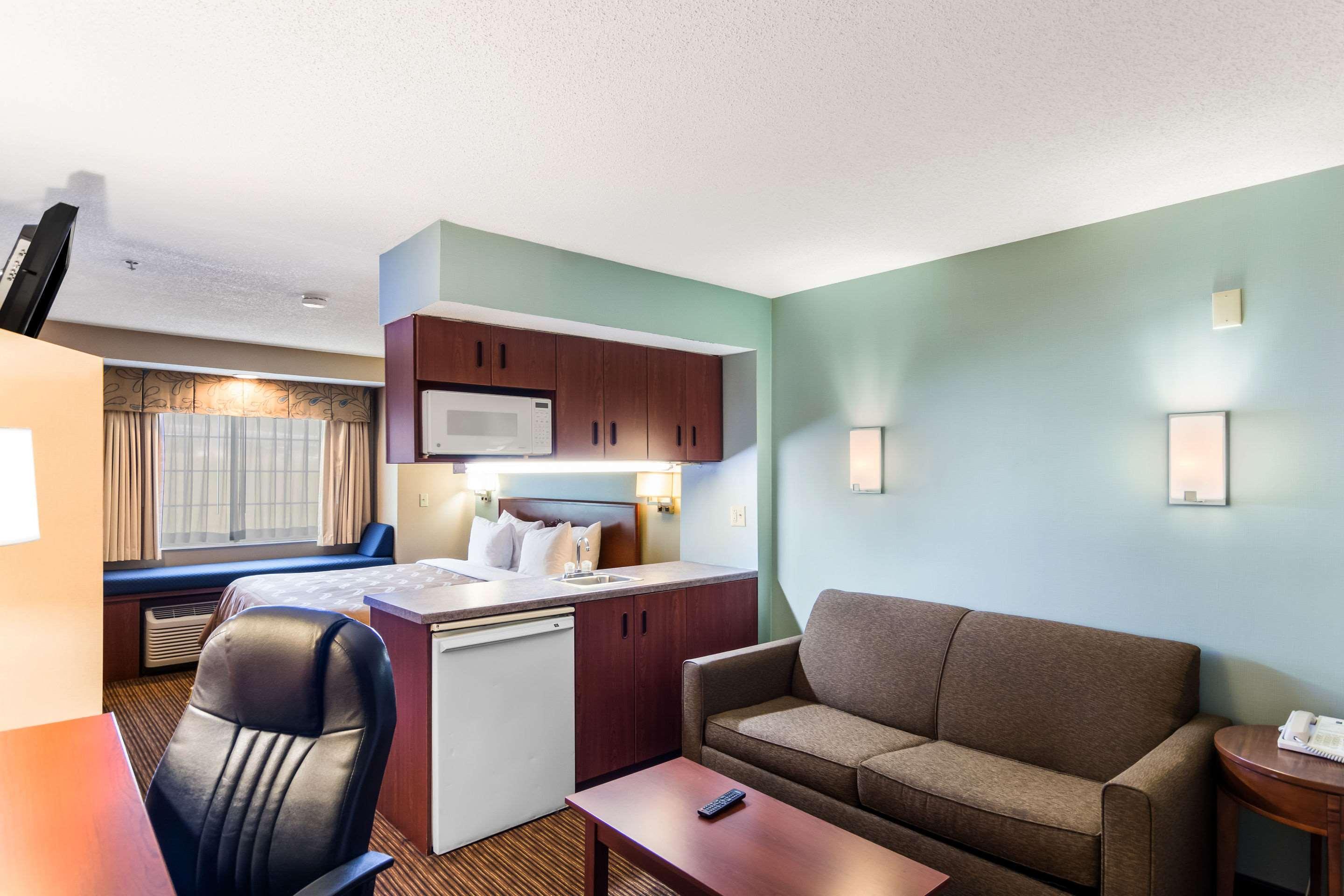 Quality Inn Chester - South Richmond Bagian luar foto