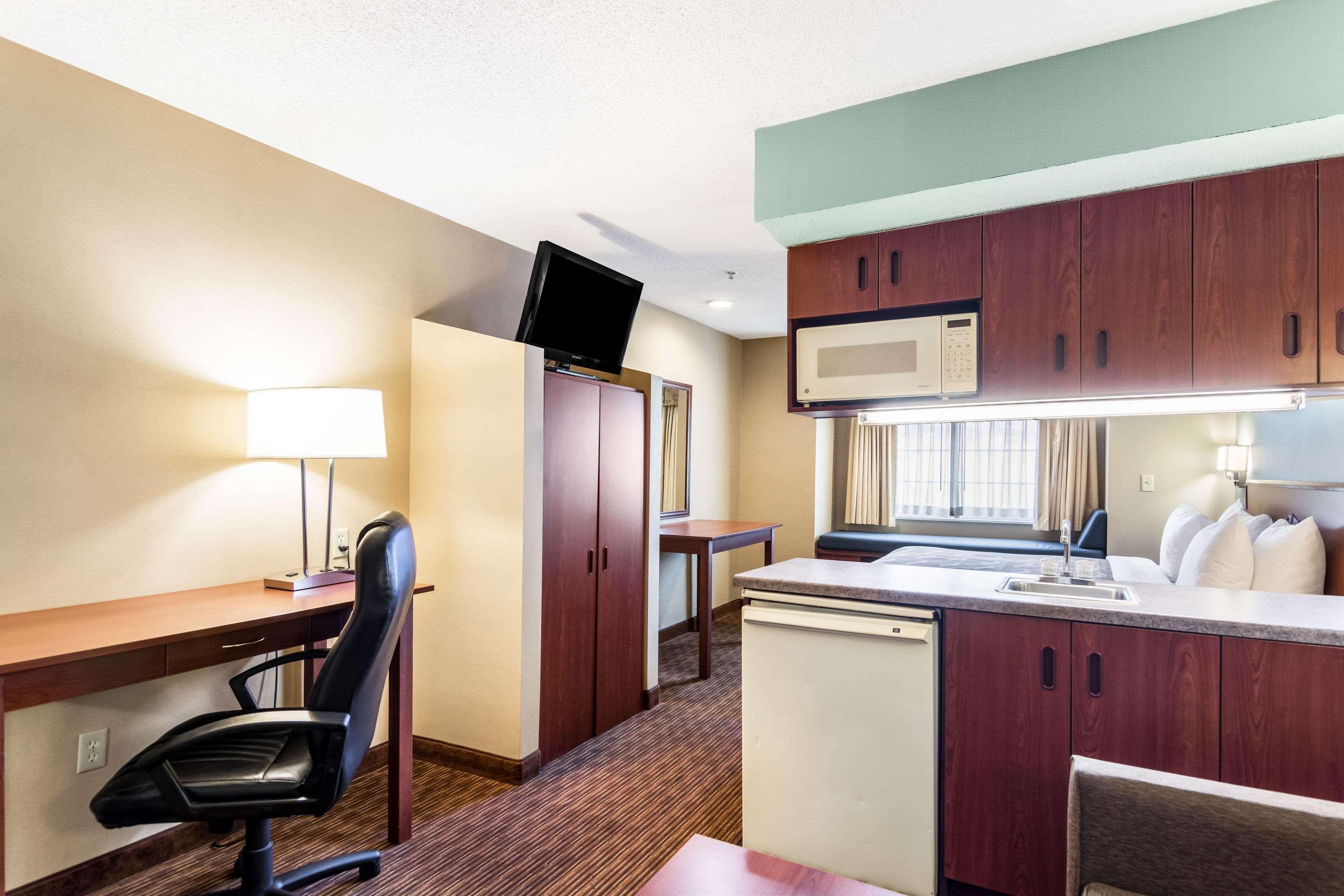 Quality Inn Chester - South Richmond Bagian luar foto