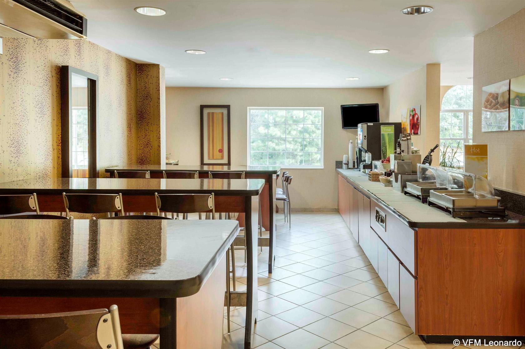 Quality Inn Chester - South Richmond Bagian luar foto