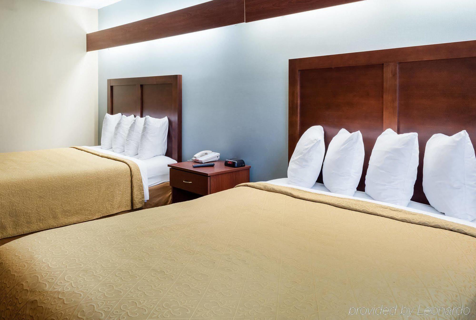 Quality Inn Chester - South Richmond Bagian luar foto