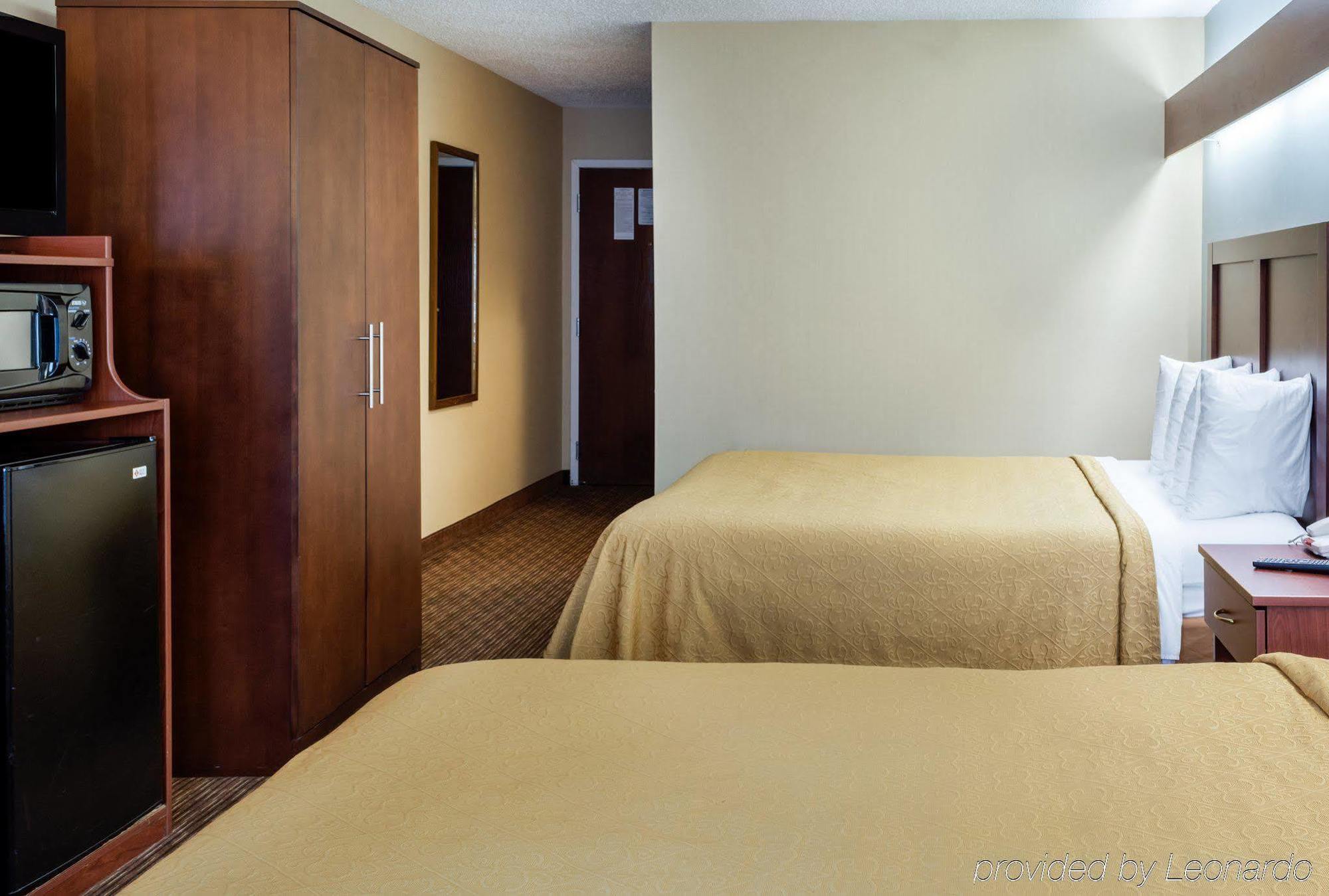 Quality Inn Chester - South Richmond Bagian luar foto