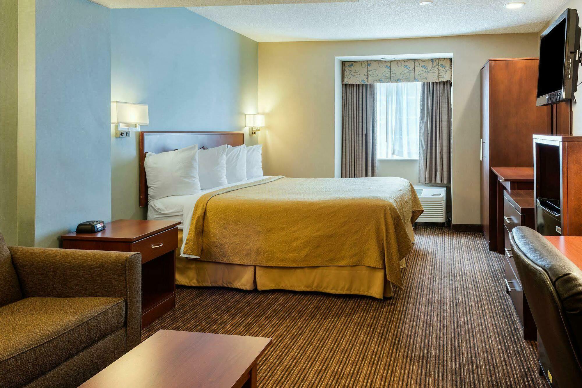 Quality Inn Chester - South Richmond Bagian luar foto