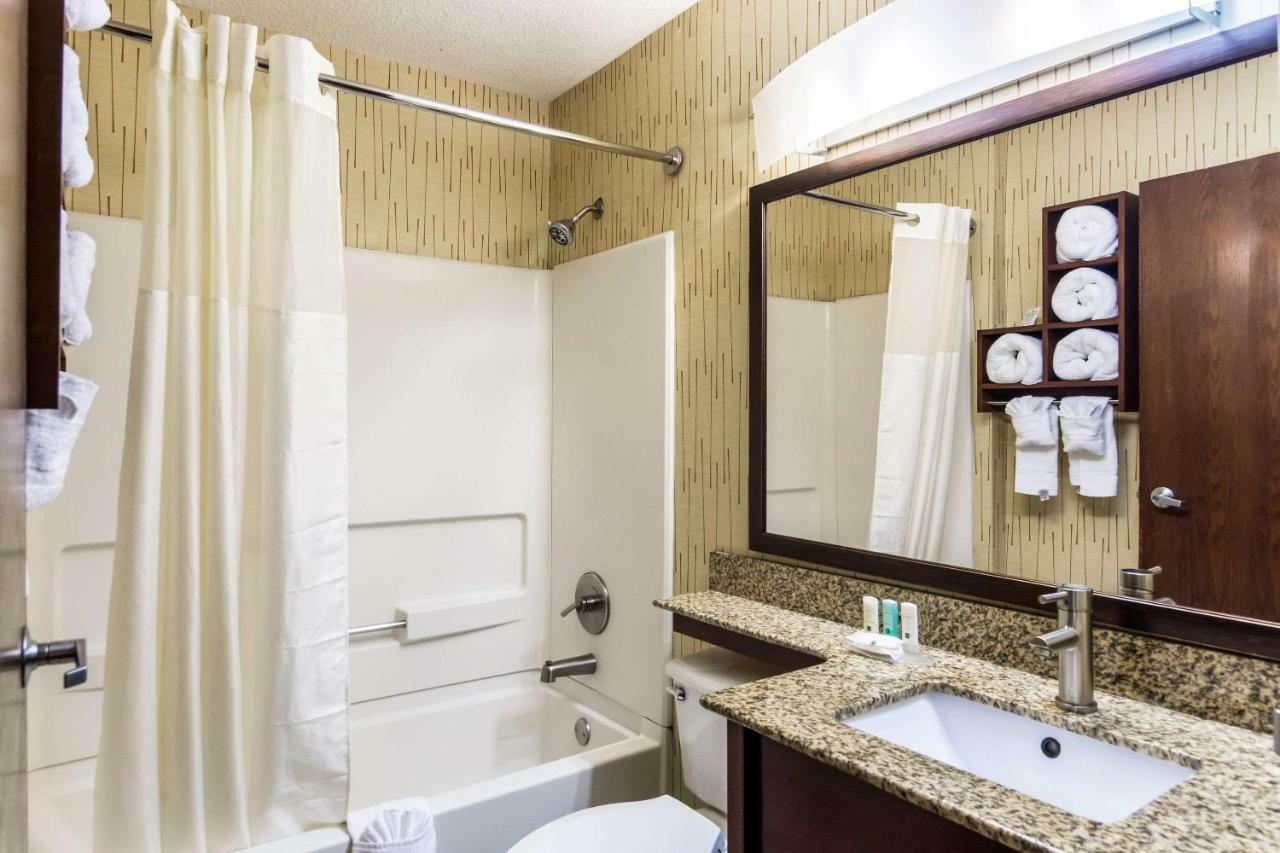 Quality Inn Chester - South Richmond Bagian luar foto