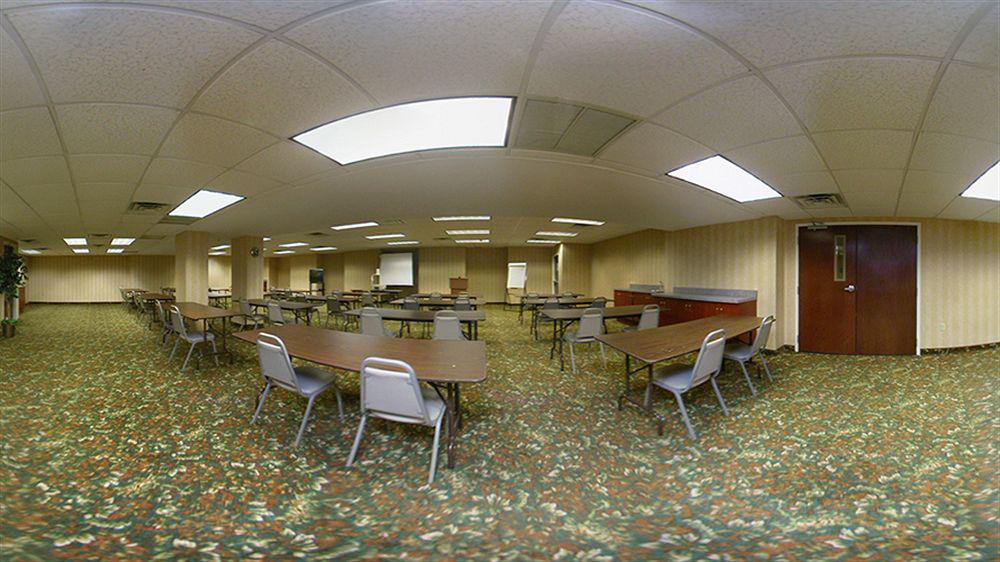 Quality Inn Chester - South Richmond Bagian luar foto